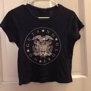 Forever 21 ‘no guts no glory’ cropped T-shirt (M)